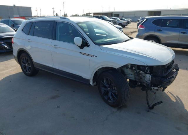 2022 VOLKSWAGEN Tiguan