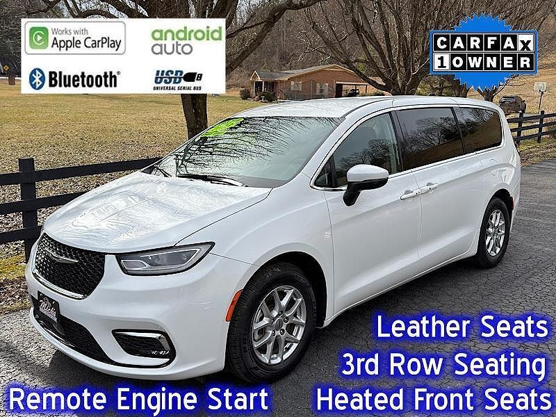 2023 CHRYSLER Pacifica