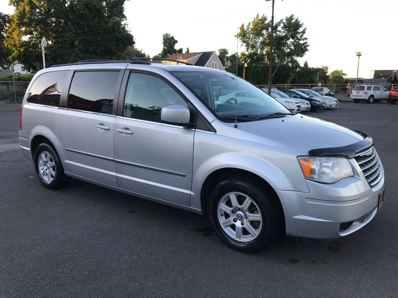 2010 CHRYSLER Town and Country