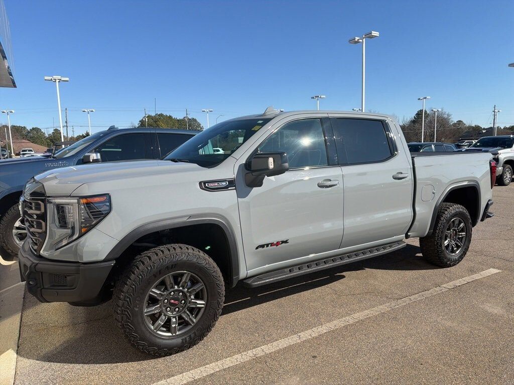 2025 GMC Sierra