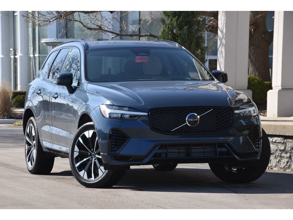 2026 VOLVO XC60