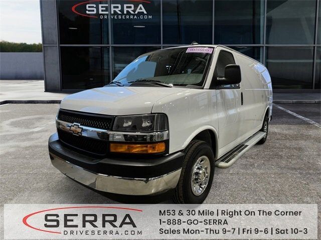 2024 CHEVROLET Express
