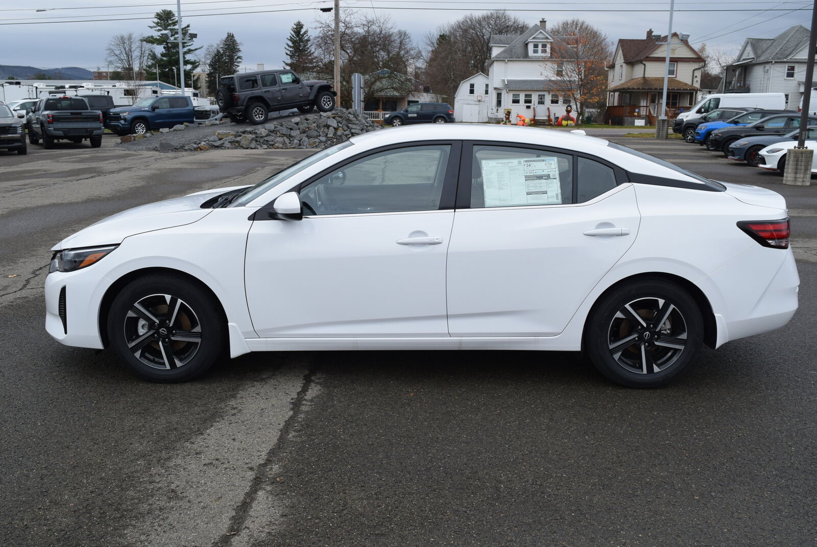 2025 NISSAN Sentra