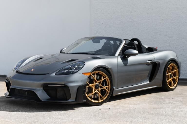2024 PORSCHE 718