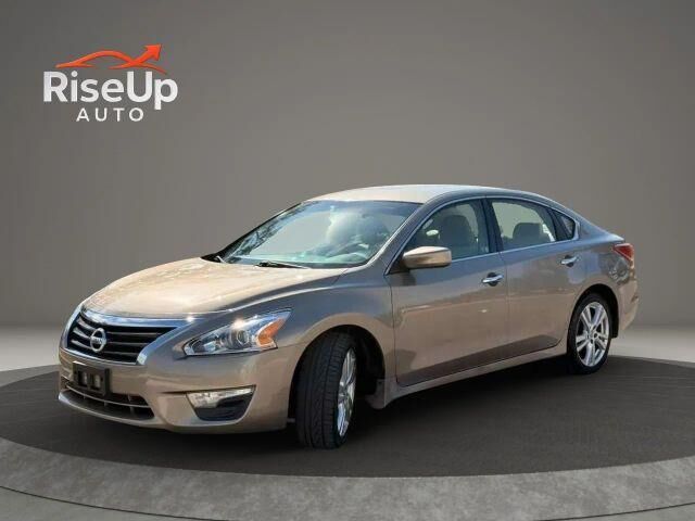 2013 NISSAN Altima