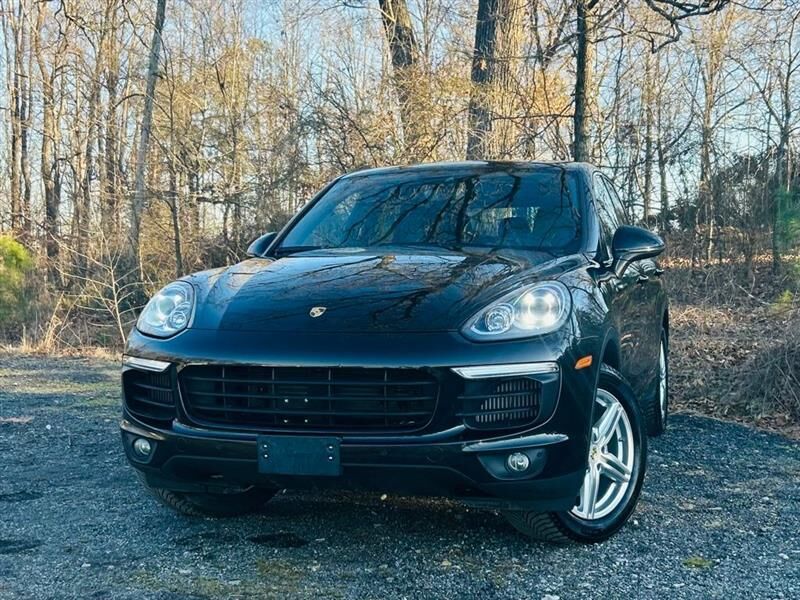 2016 PORSCHE Cayenne
