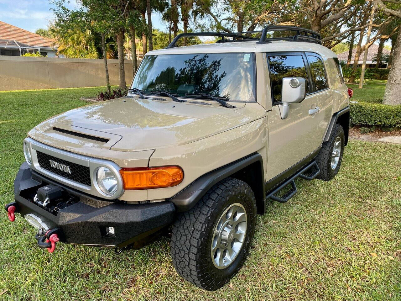 2013 TOYOTA FJ Cruiser
