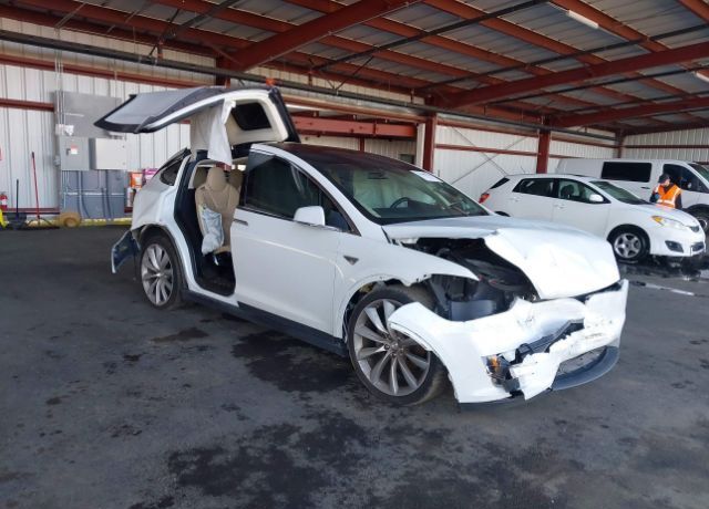 2016 TESLA Model X