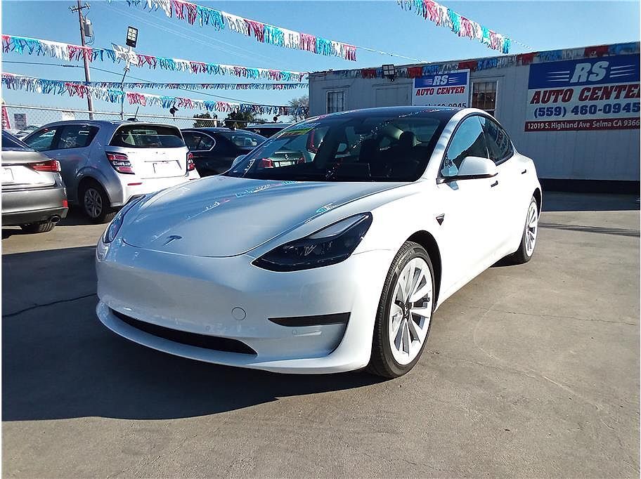 2022 TESLA Model 3