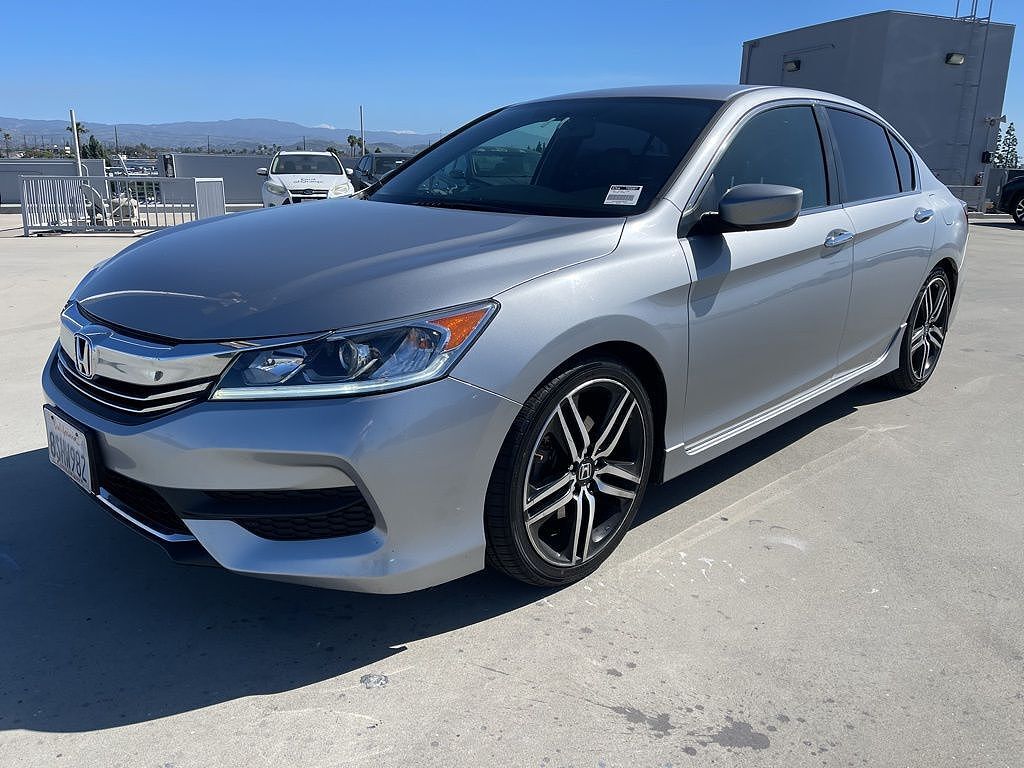 2017 HONDA Accord