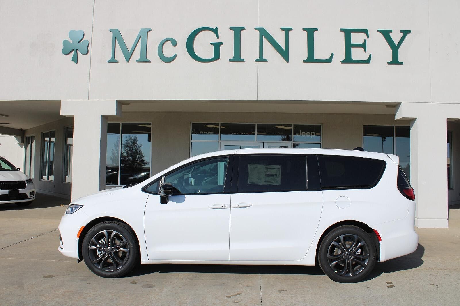 2026 CHRYSLER Pacifica