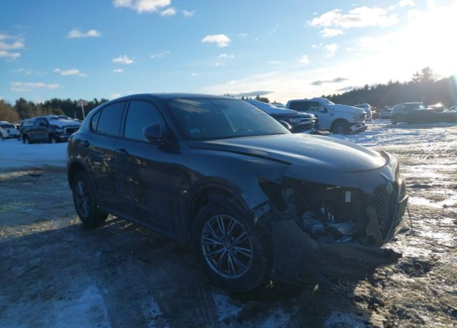 2023 ALFA ROMEO Stelvio