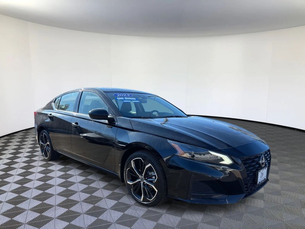 2023 NISSAN Altima