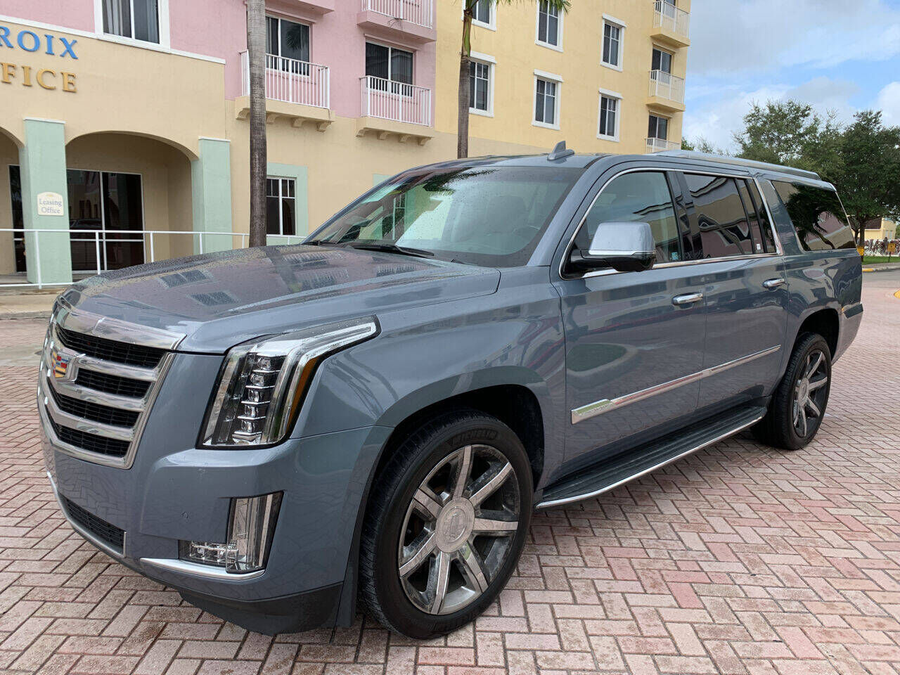 2016 CADILLAC Escalade