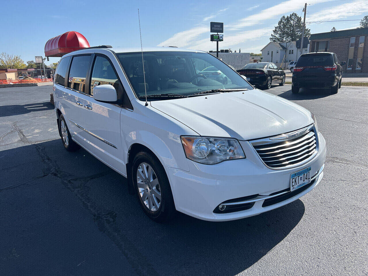 2016 CHRYSLER Town and Country