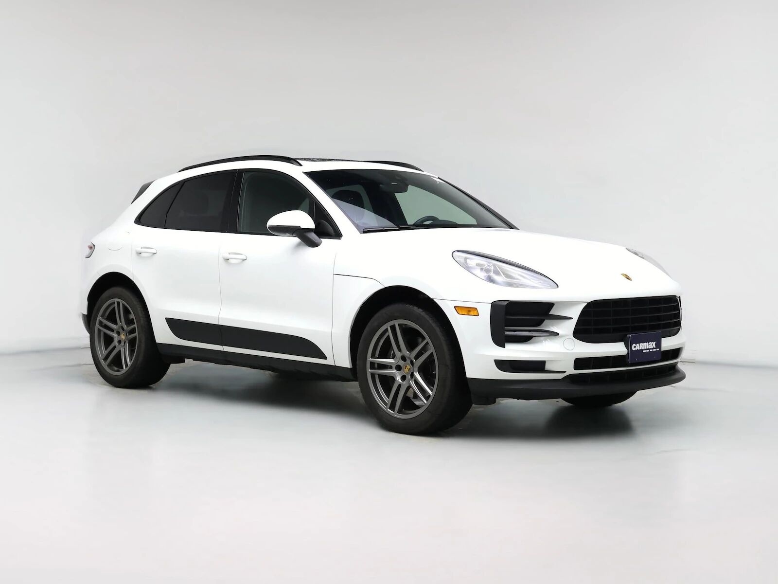 2021 PORSCHE Macan