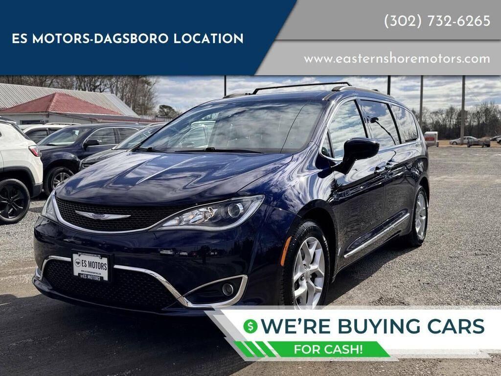 2017 CHRYSLER Pacifica