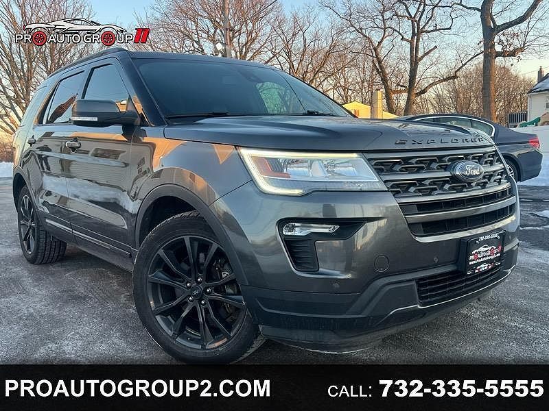 2018 FORD Explorer