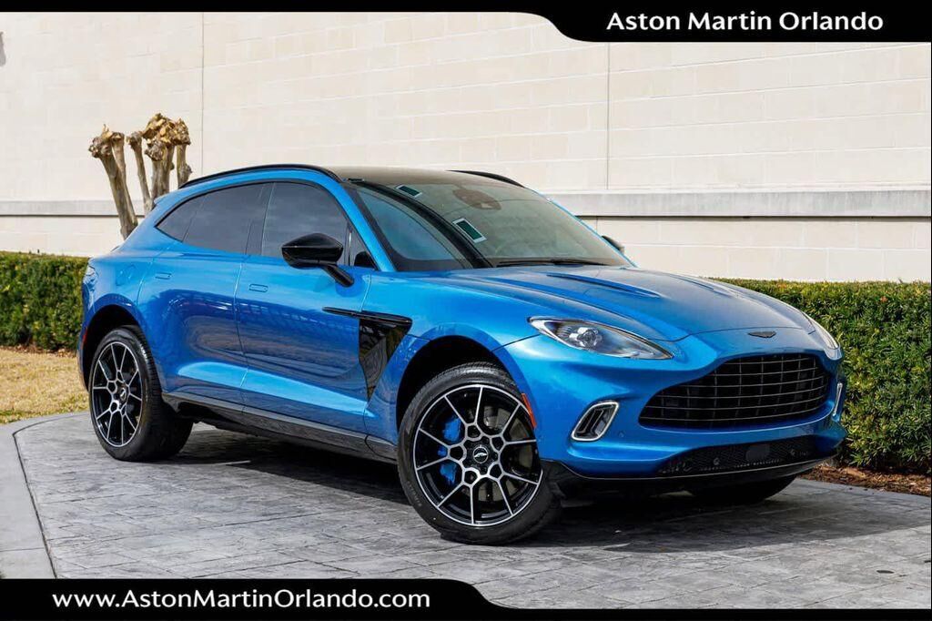 2021 ASTON MARTIN DBX