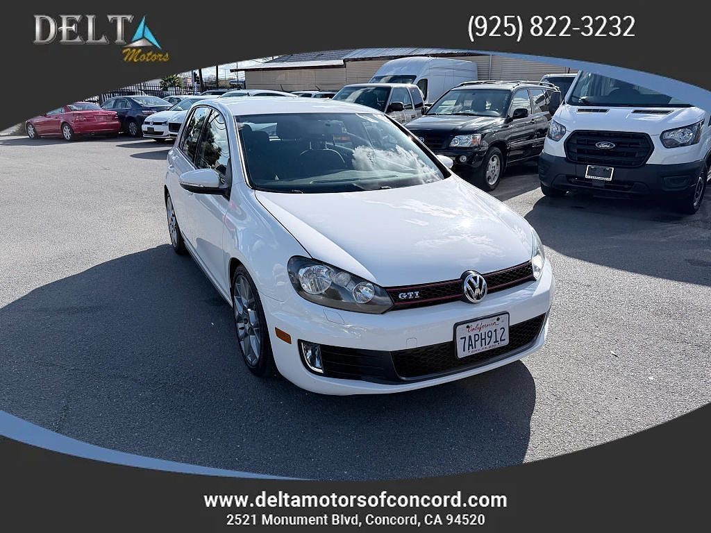 2013 VOLKSWAGEN Golf GTI