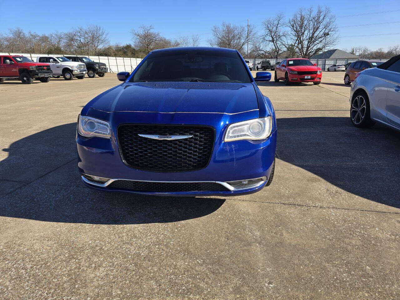2019 CHRYSLER 300