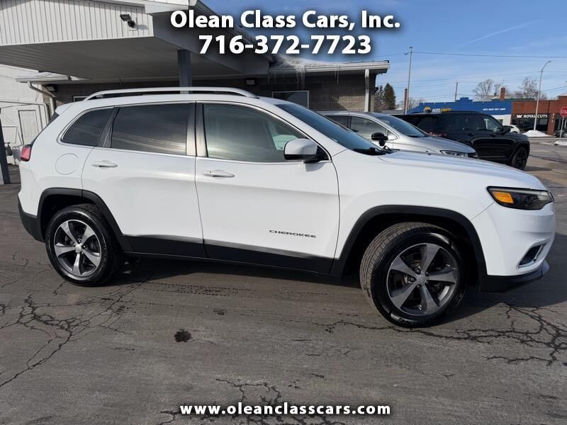 2019 JEEP Cherokee
