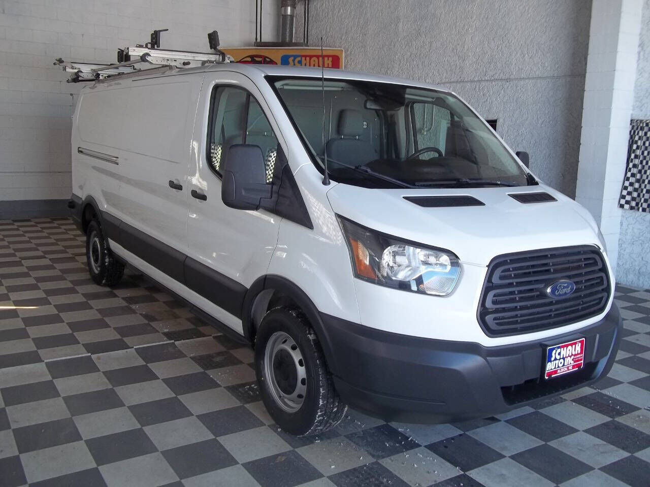 2018 FORD Transit