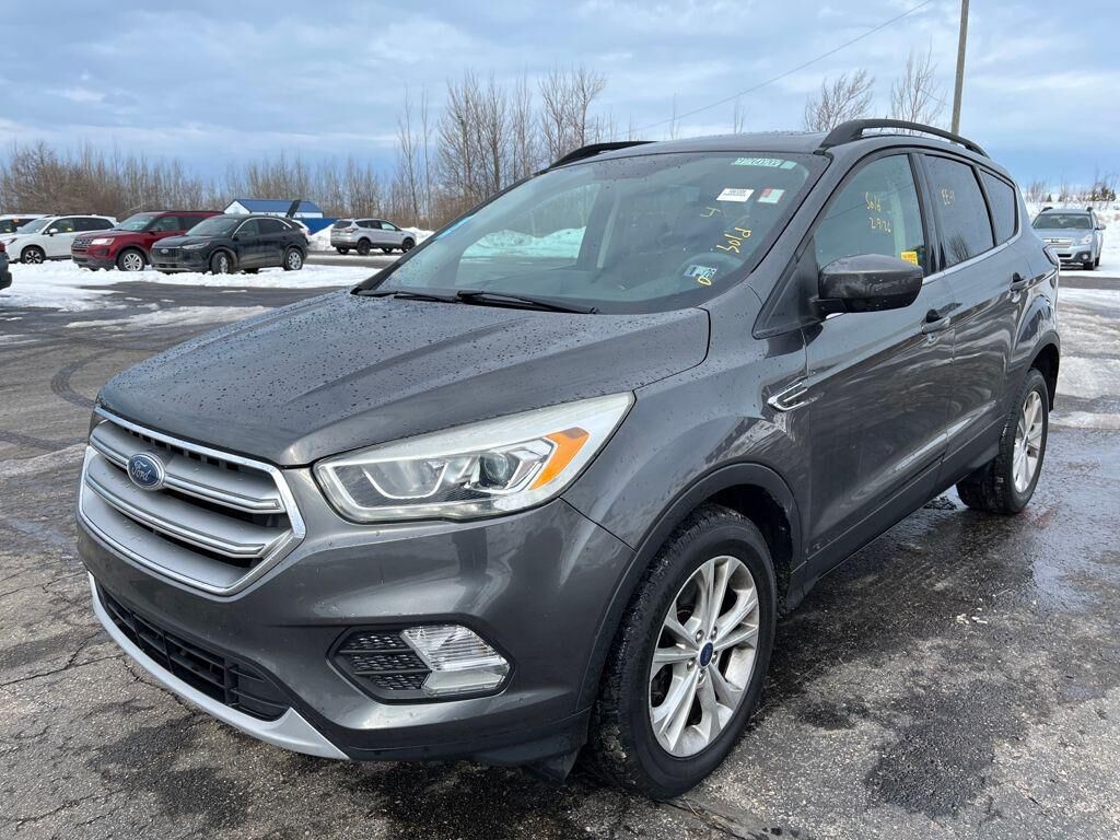 2017 FORD Escape