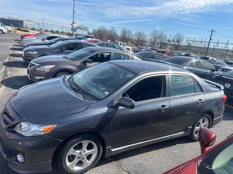 2013 TOYOTA Corolla