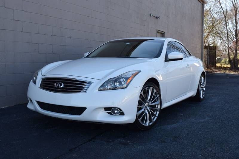 2011 INFINITI G37