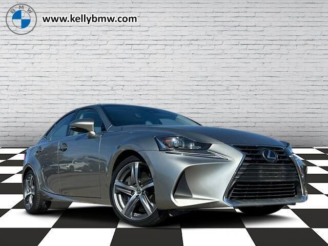 2018 LEXUS IS
