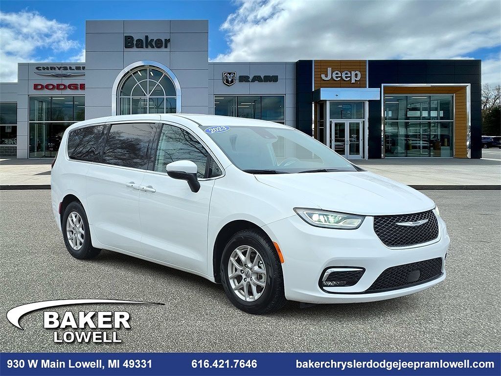 2023 CHRYSLER Pacifica