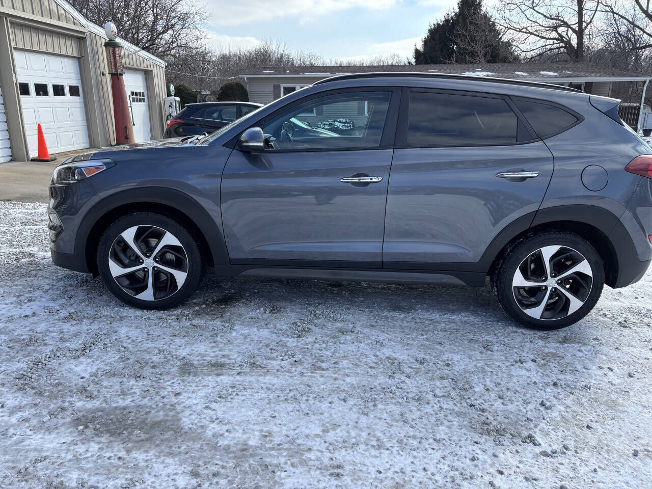 2016 HYUNDAI Tucson