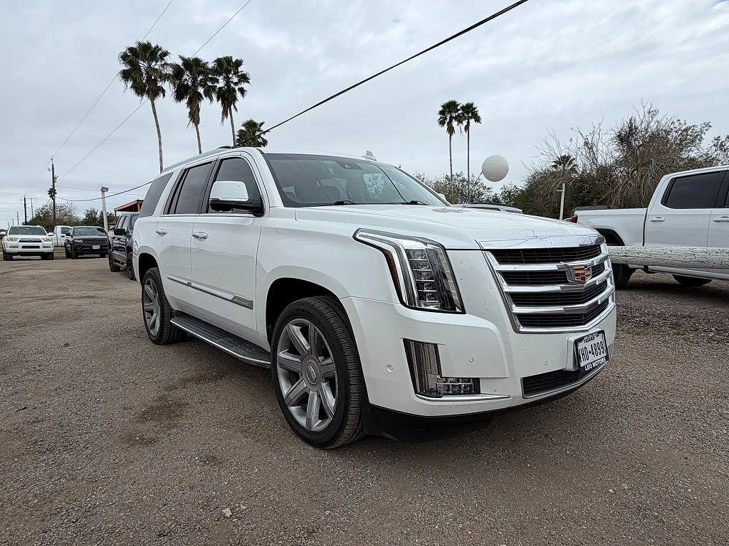 2017 CADILLAC Escalade