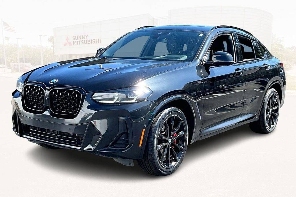 2022 BMW X4