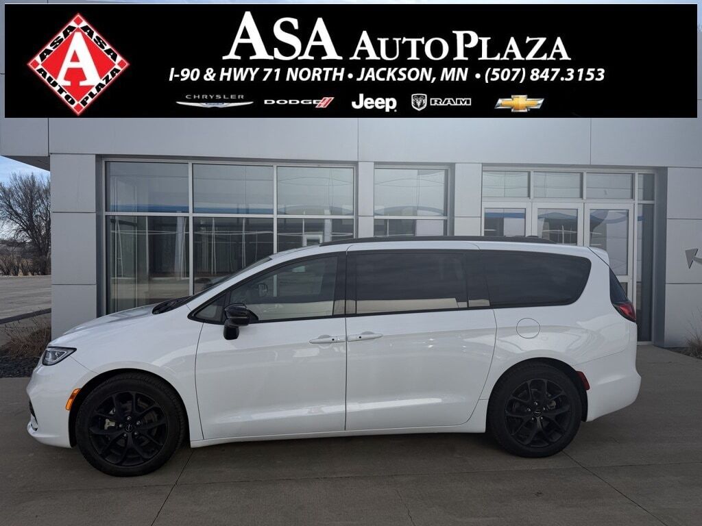 2025 CHRYSLER Pacifica