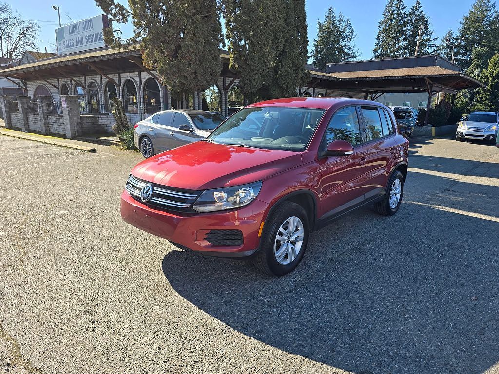 2012 VOLKSWAGEN Tiguan