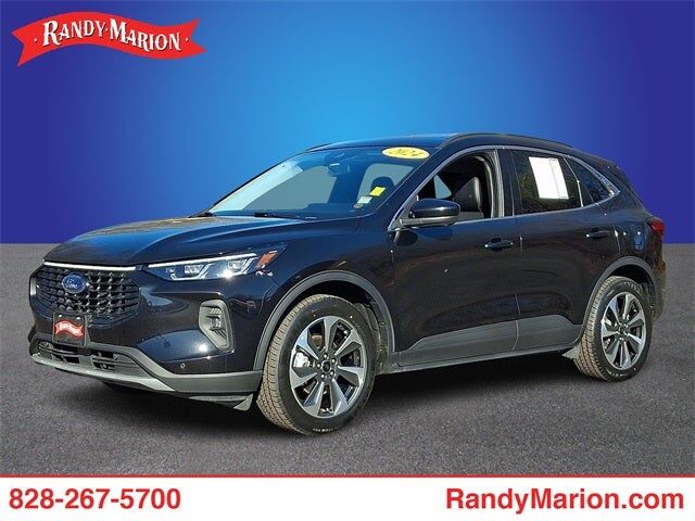 2024 FORD Escape
