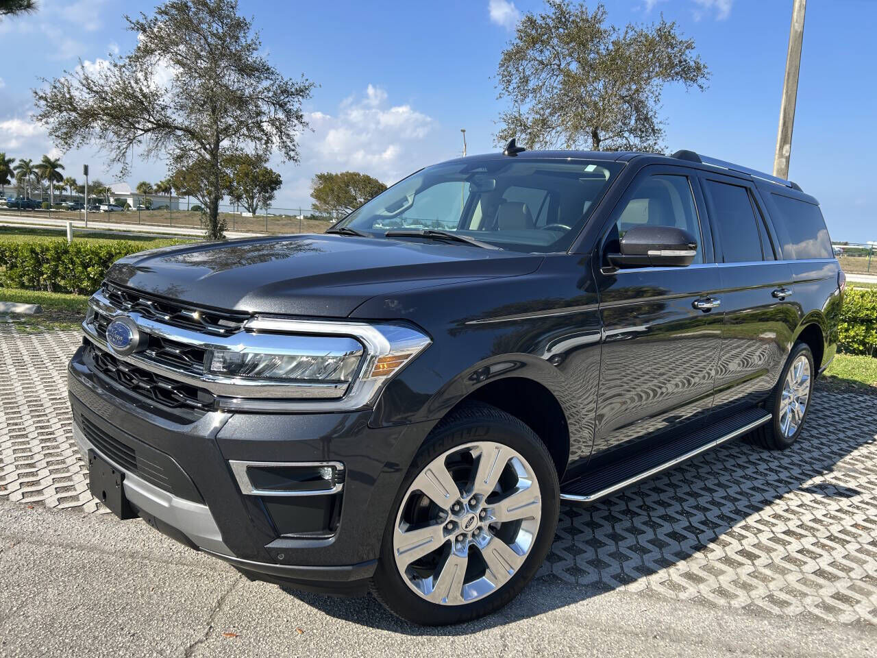 2022 FORD Expedition