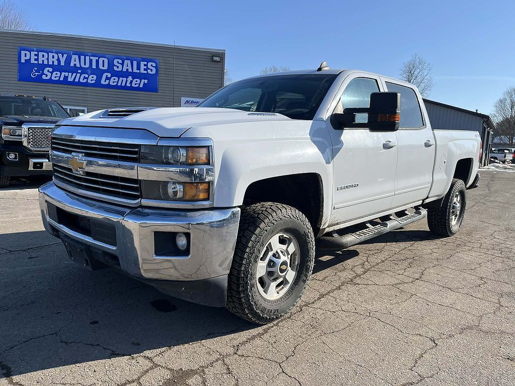 2018 CHEVROLET Silverado