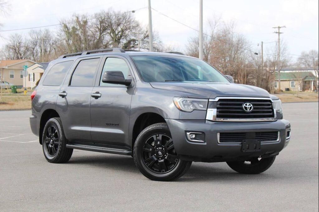 2018 TOYOTA Sequoia