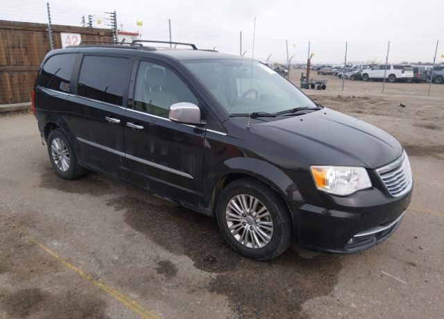 2015 CHRYSLER Town and Country