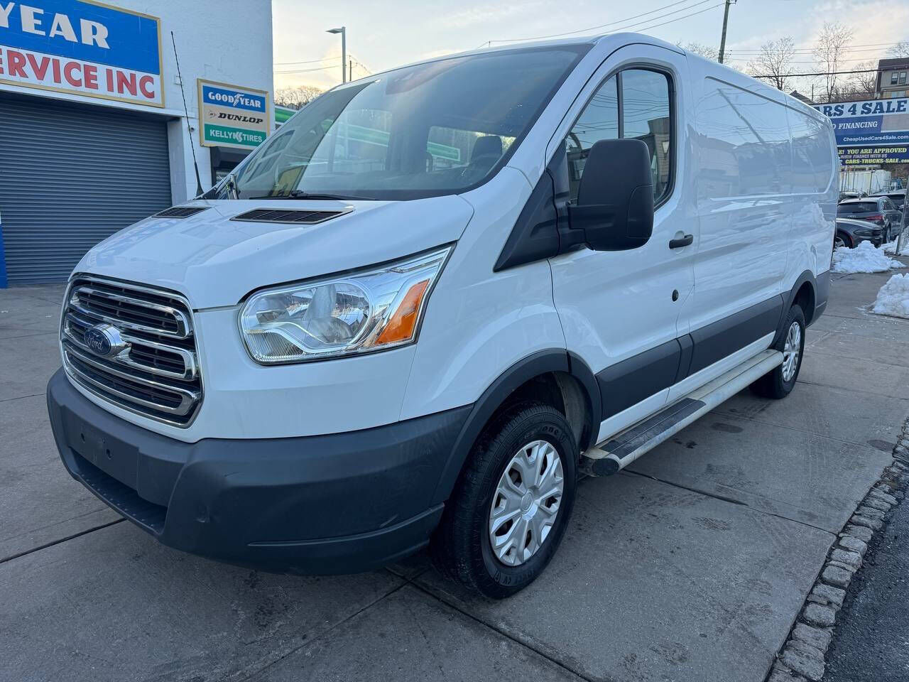 2017 FORD Transit