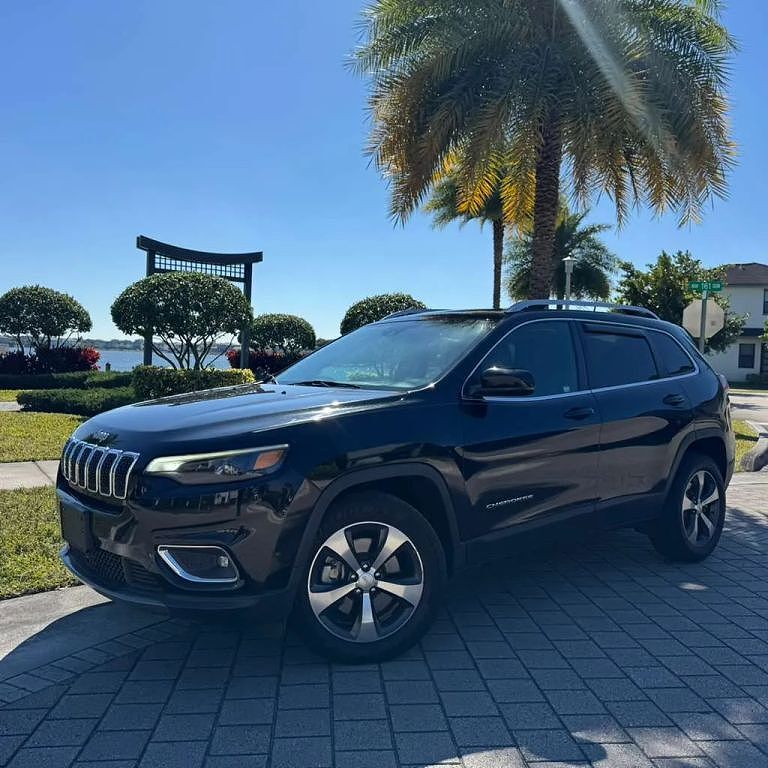 2019 JEEP Cherokee