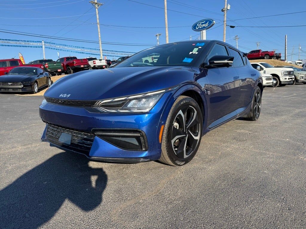 2023 KIA EV6
