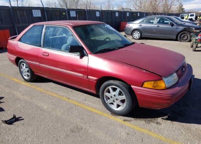 1996 FORD Escort