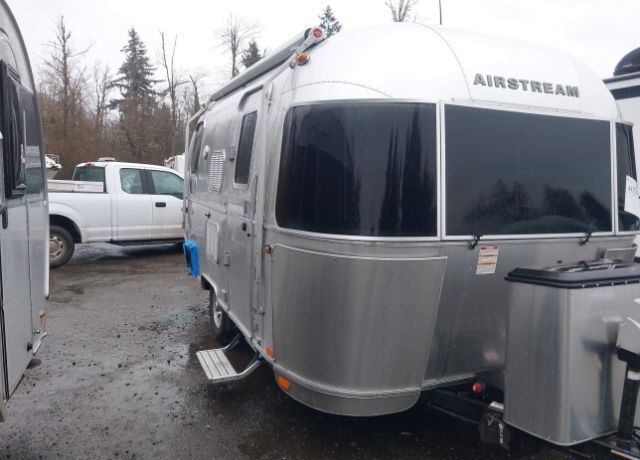 2019 AIRSTREAM Flying Cloud
