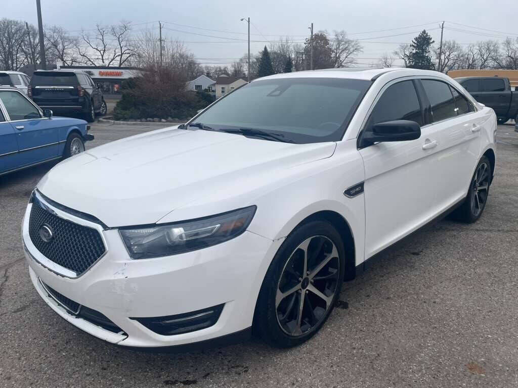 2016 FORD Taurus
