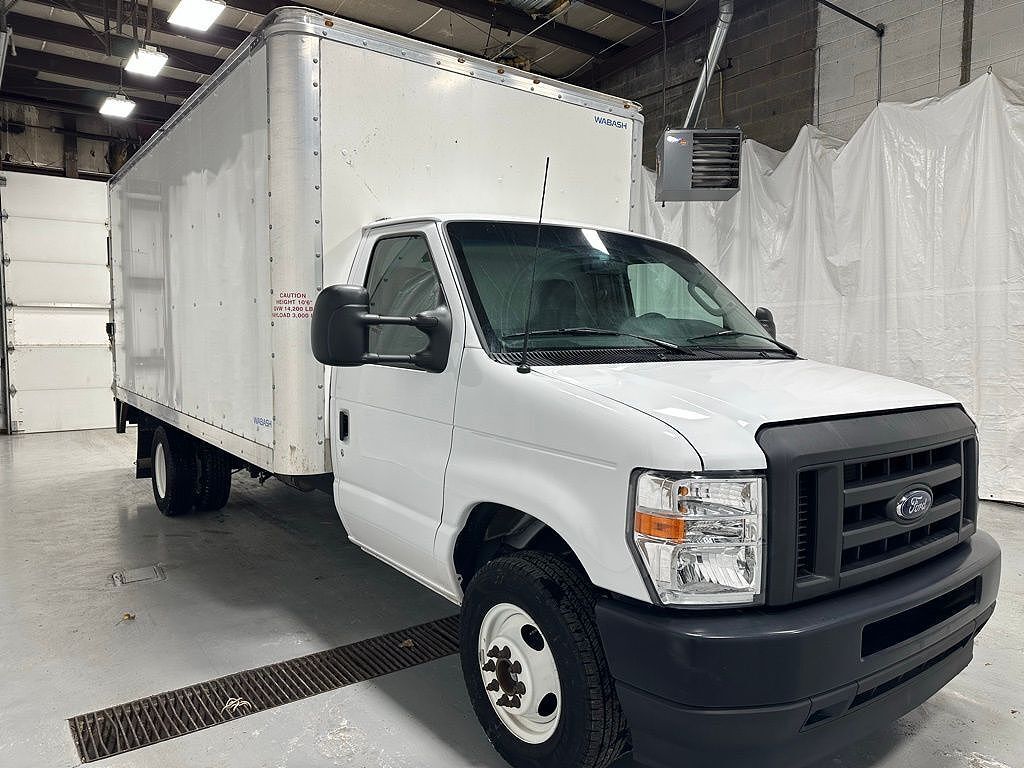 2024 FORD E-350