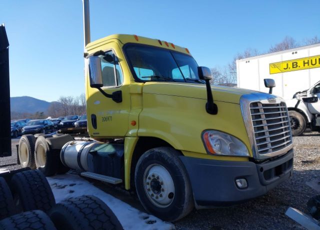 2012 FREIGHTLINER Cascadia
